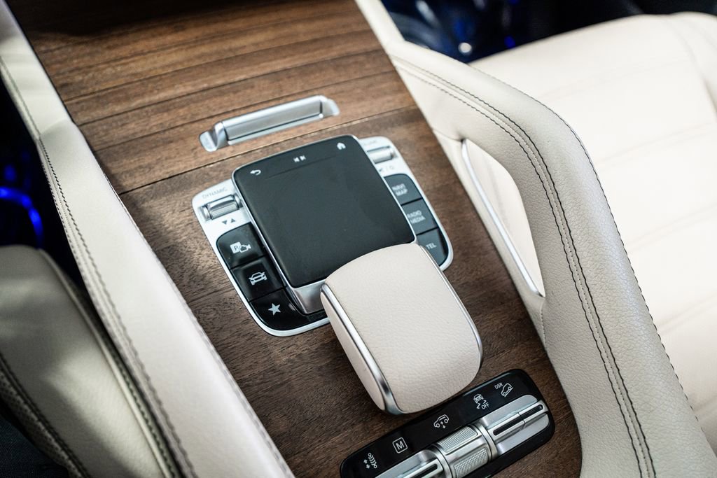 Used 2020 Mercedes-Benz GLS 580 4MATIC w/ E-Active Body Control Package image 50