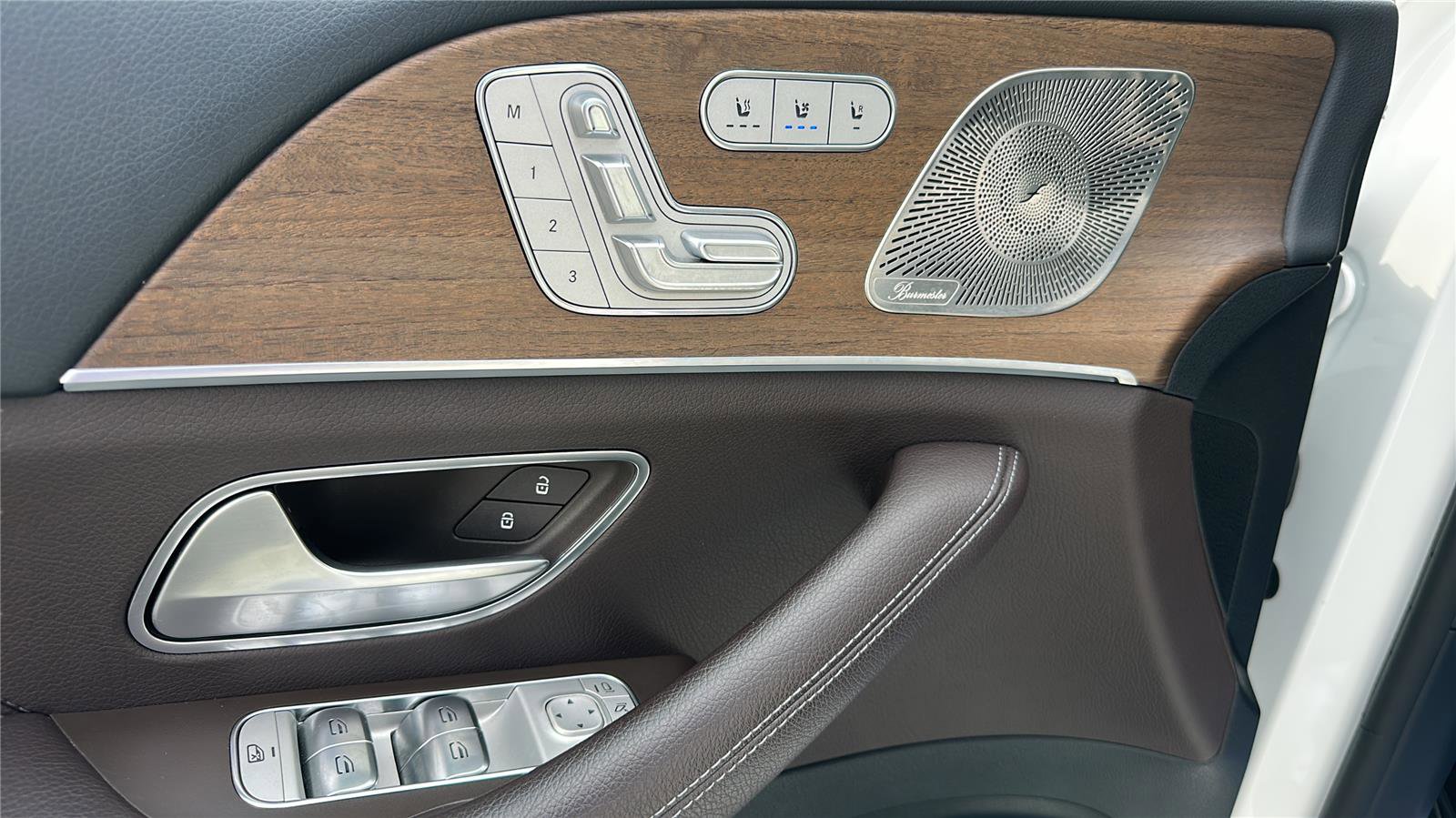 Used 2022 Mercedes-Benz GLS 450 4MATIC image 22