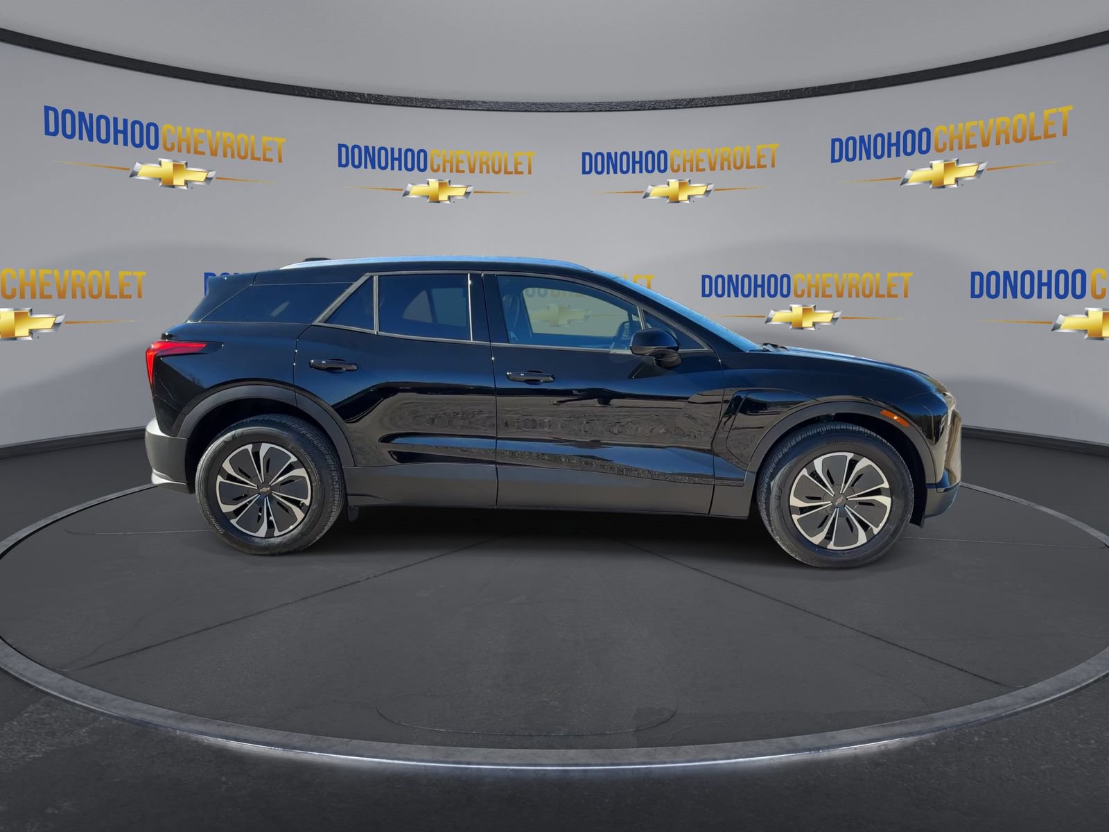 New 2025 Chevrolet Blazer EV LT AWD/4WD image 12