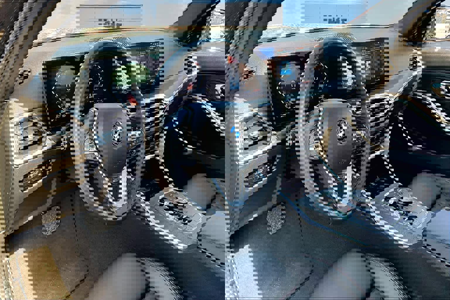 Used 2024 BMW 330i xDrive 330i xDrive w/ Convenience Package image 2