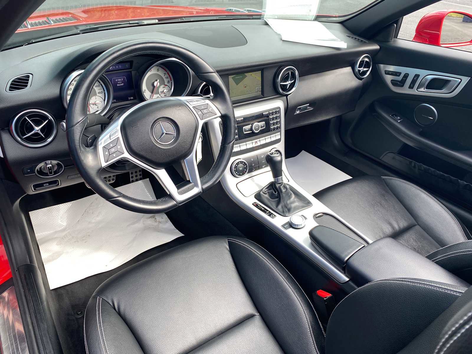 Used 2014 Mercedes-Benz SLK 250 image 8