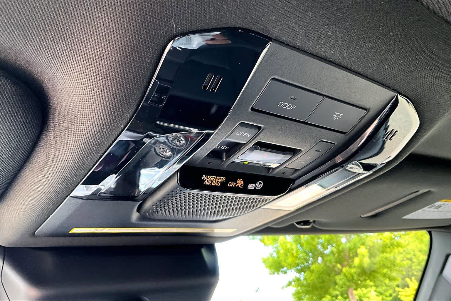 Used 2024 Lexus GX 550 w/ Cold Area Package AWD/4WD image 38