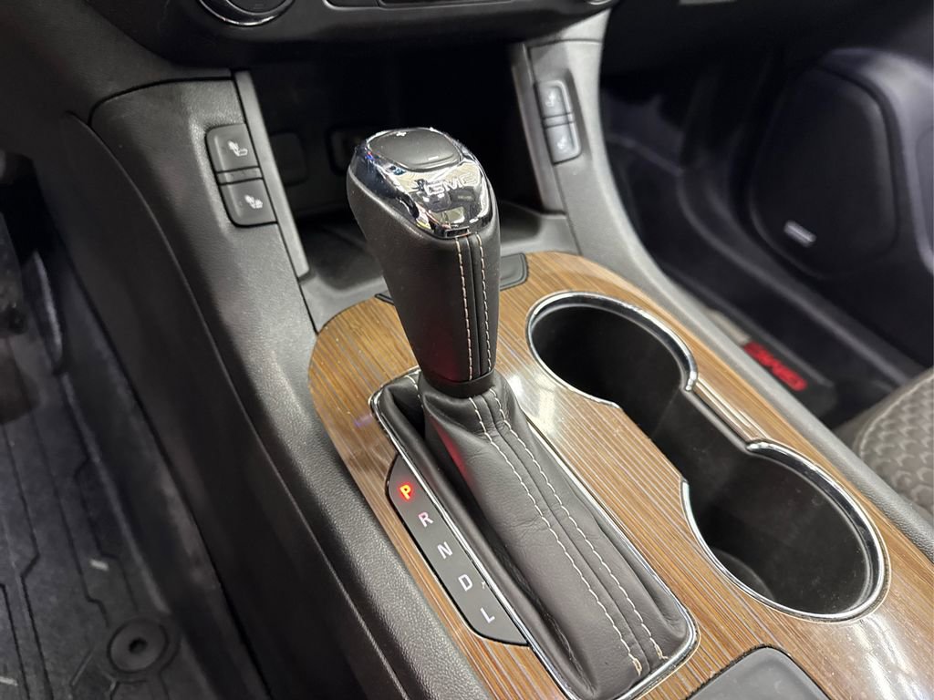 Used 2019 GMC Acadia SLE w/ LPO, Floor Liner Package image 35