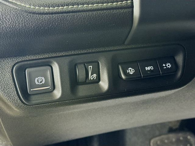 Used 2022 GMC Acadia Denali w/ Denali Technology Package image 10