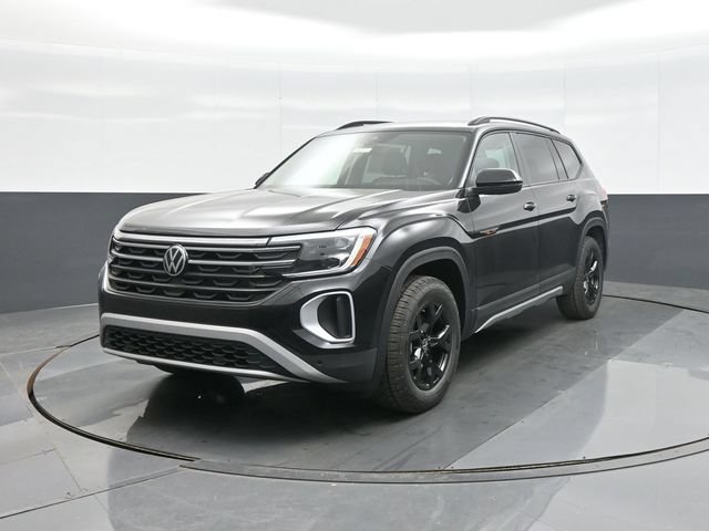 New 2026 Volkswagen Atlas Peak Edition AWD/4WD image 3