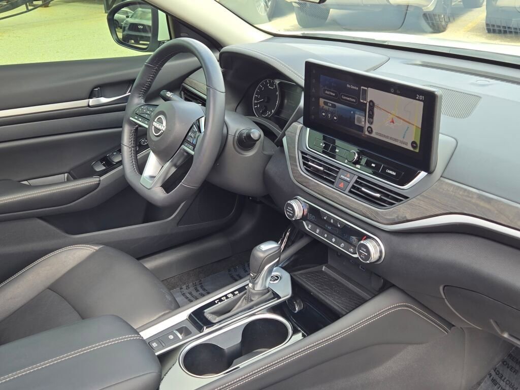 Used 2024 Nissan Altima 2.5 SL image 7