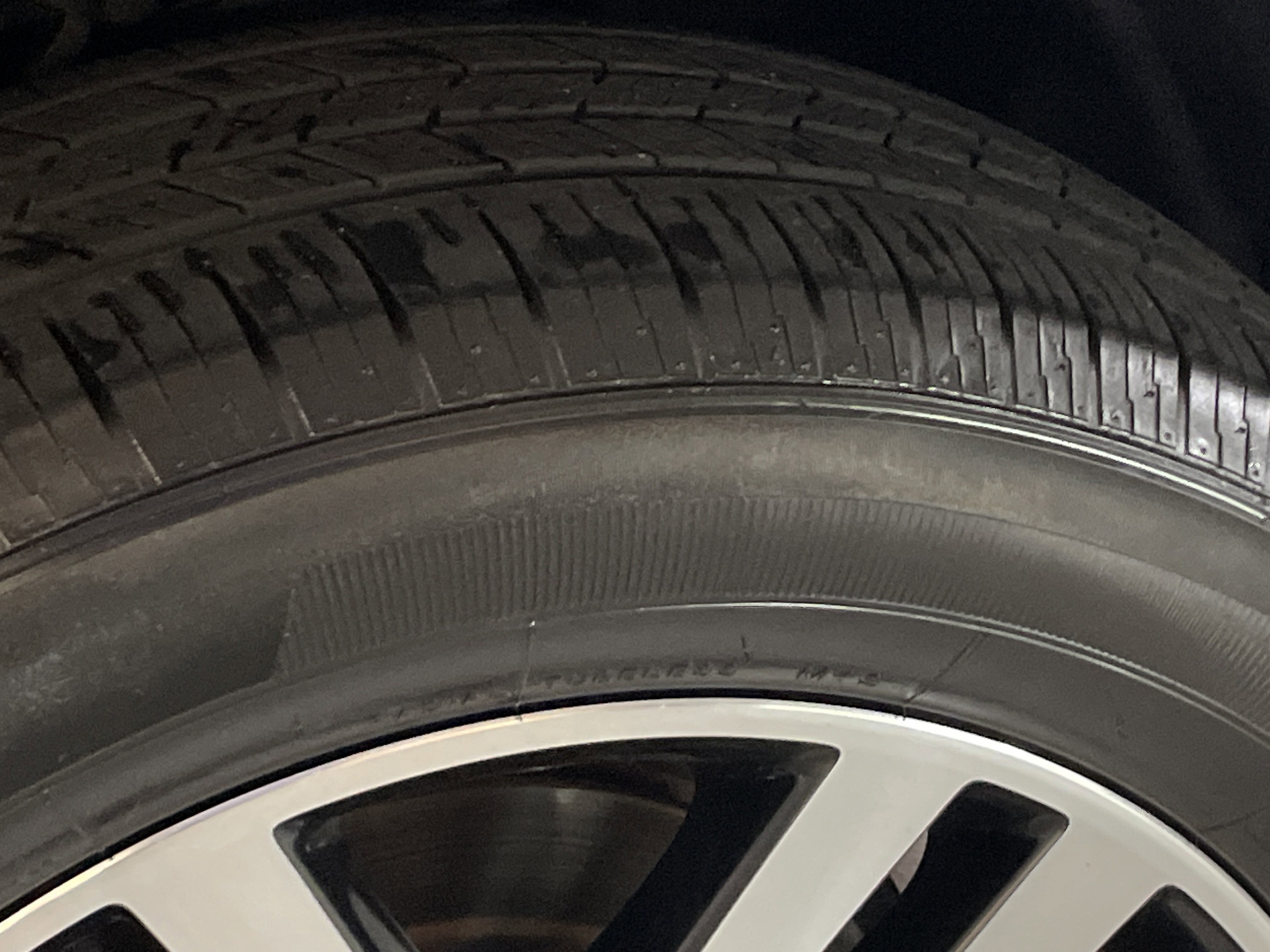 Used 2016 Toyota 4Runner Limited AWD/4WD image 12