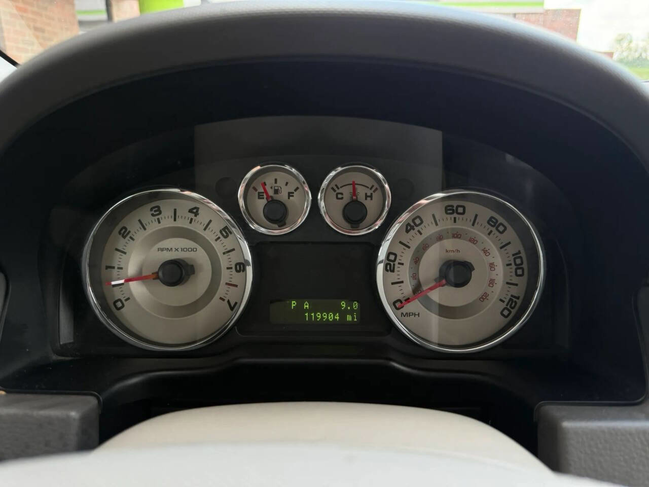 Used 2010 Ford Edge SEL FWD image 10