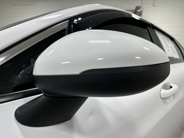 Used 2022 Kia K5 LX FWD image 12
