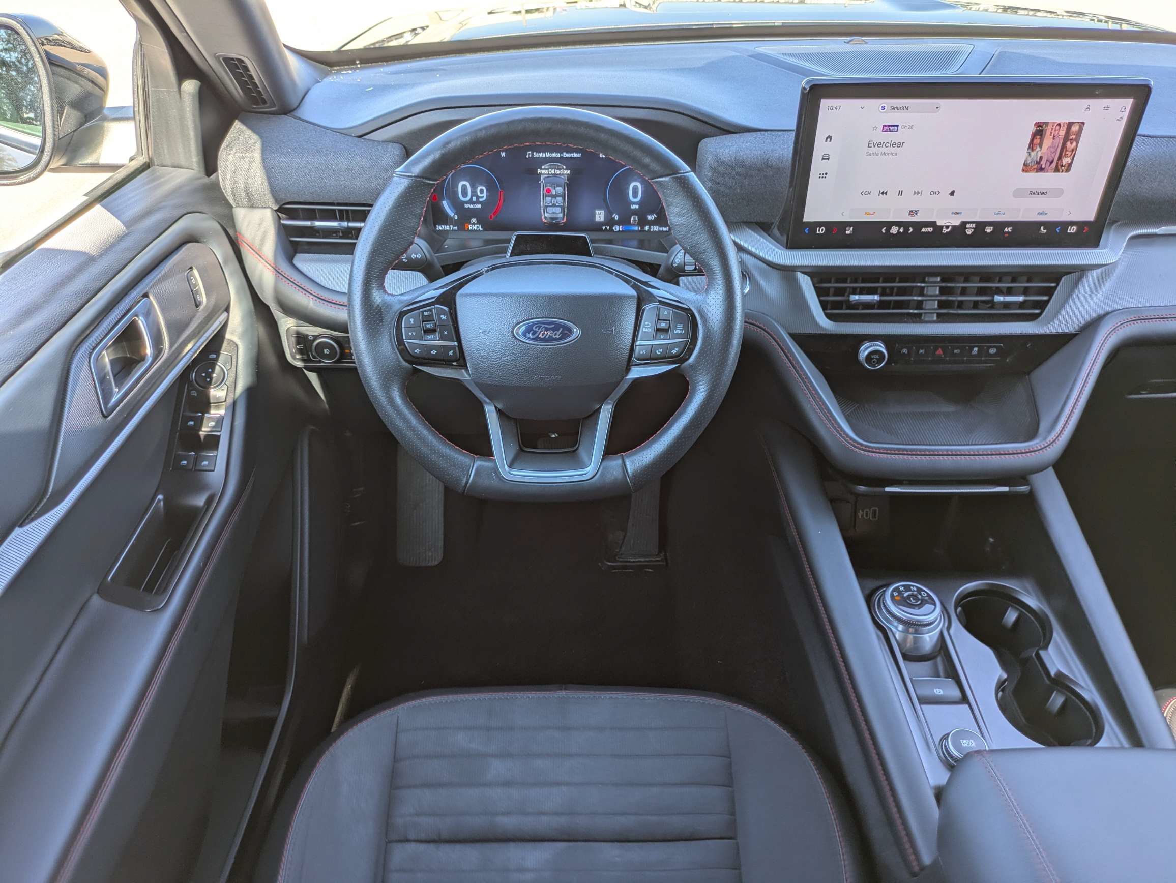 Used 2025 Ford Explorer ST-Line AWD/4WD image 16