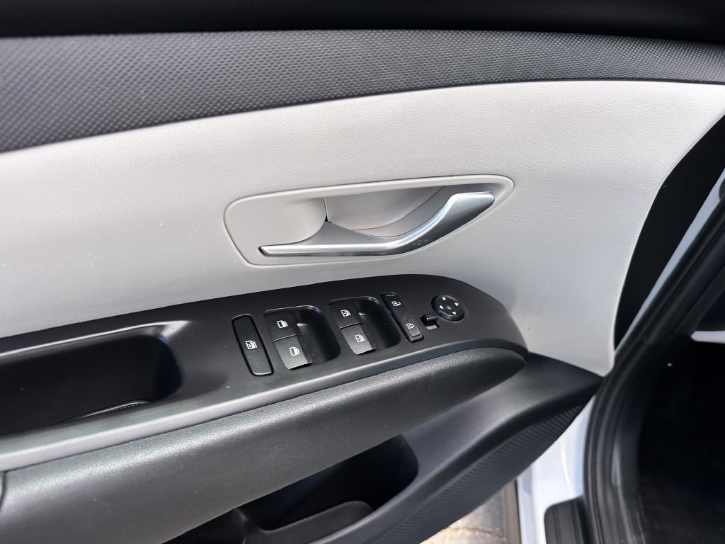 Used 2024 Hyundai Tucson SEL FWD image 21