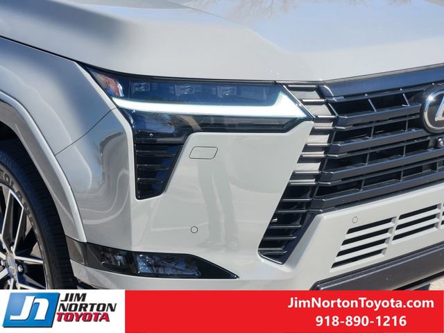 Used 2025 Lexus GX 550 w/ Accessory Package (2T) image 10