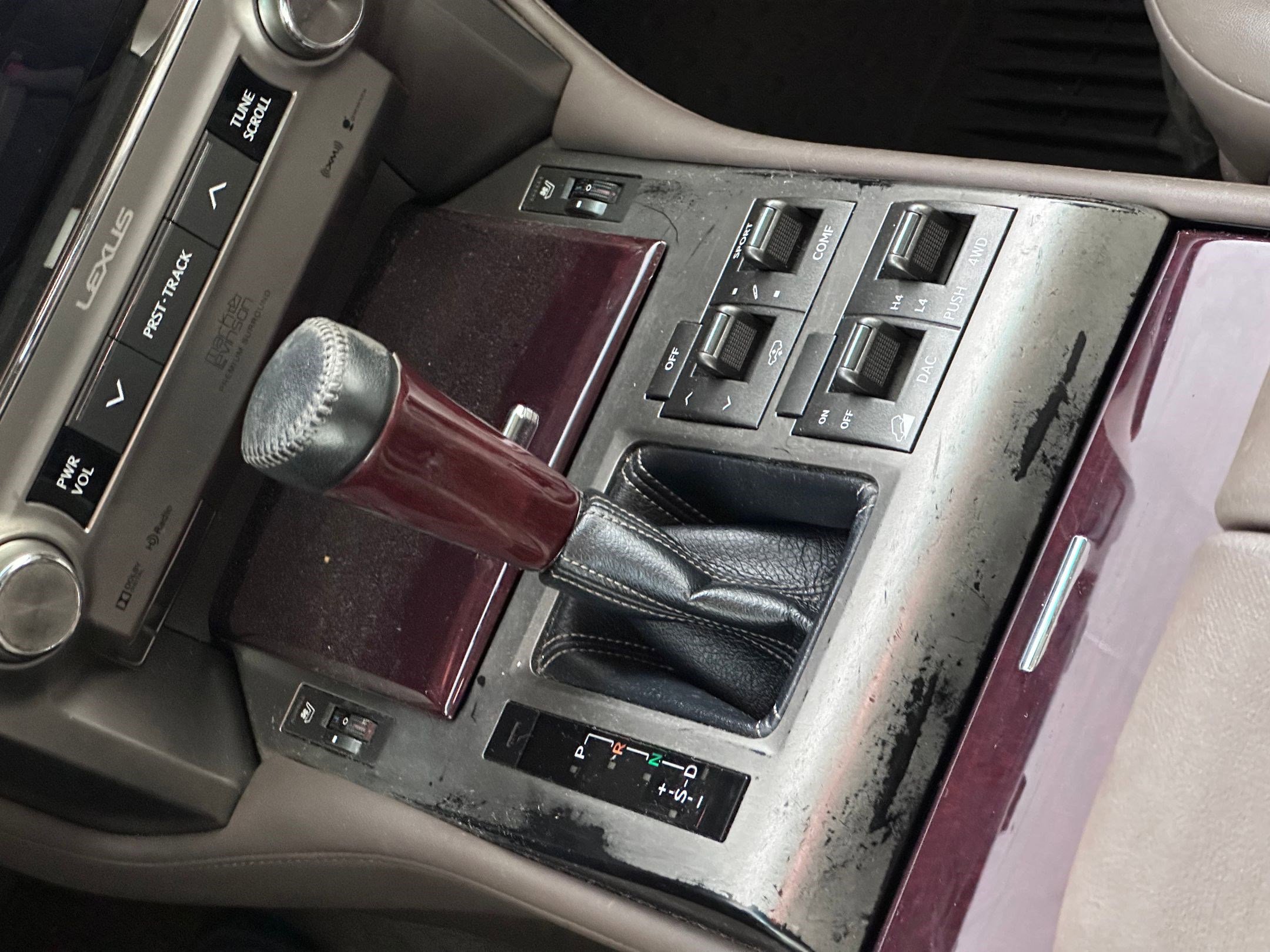 Used 2014 Lexus GX 460 Luxury image 18