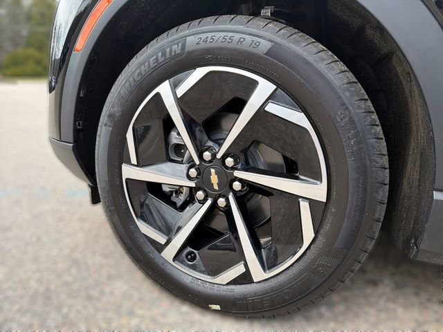 New 2026 Chevrolet Equinox EV LT AWD/4WD image 24