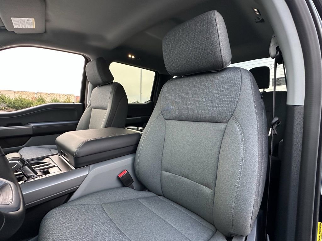 New 2025 Ford F150 Lightning XLT image 68