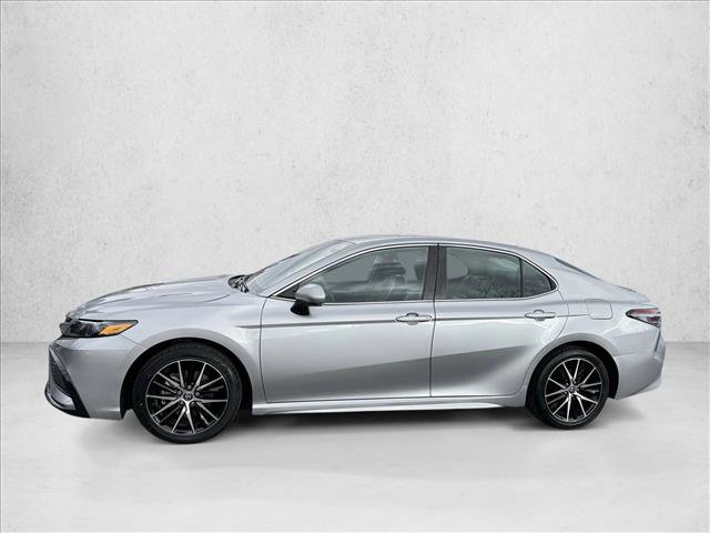 Used 2024 Toyota Camry SE FWD image 4