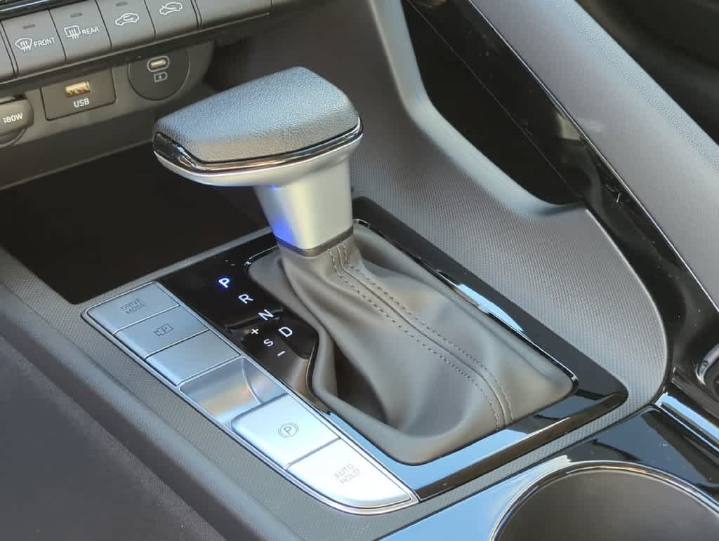 New 2026 Hyundai Elantra Hybrid FWD image 33