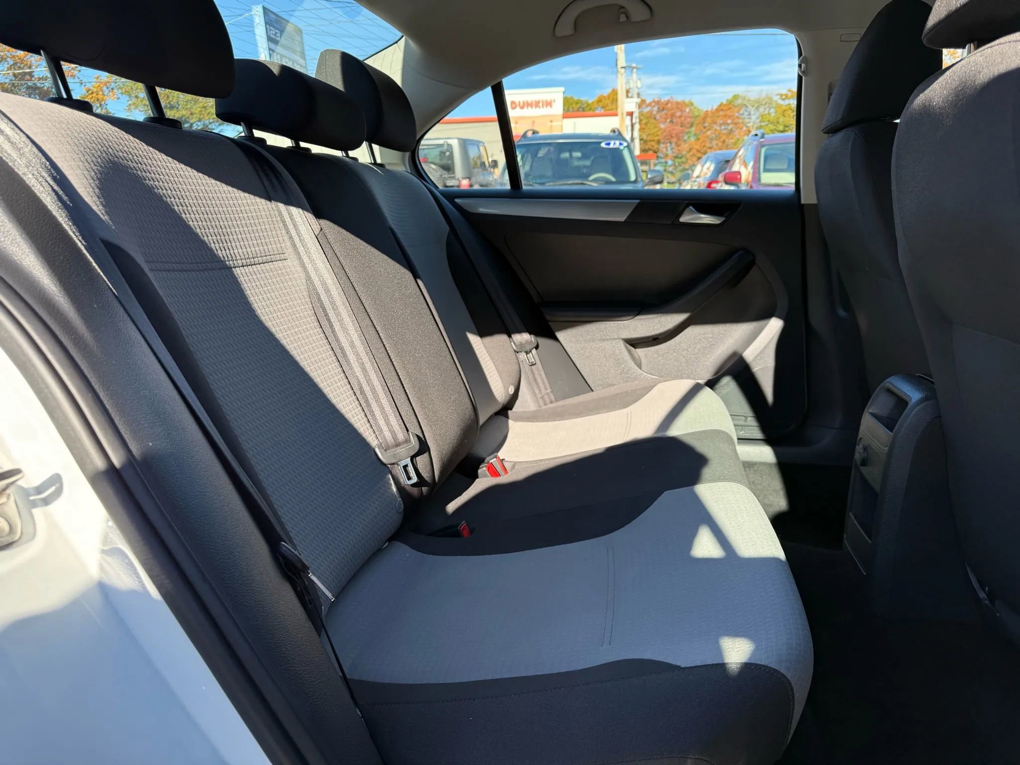 Used 2017 Volkswagen Jetta S w/ Jetta S Cold Weather Package image 20