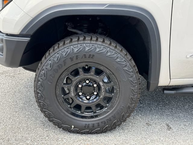 New 2026 GMC Sierra 1500 AT4X w/ AT4X AEV Edition AWD/4WD image 12