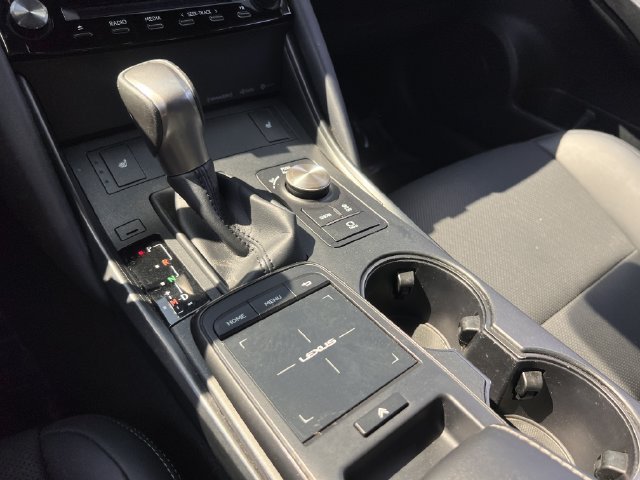 Used 2024 Lexus IS 350 F Sport RWD image 26