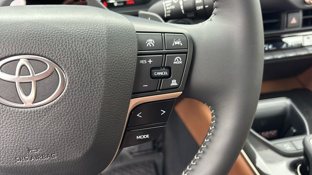 New 2025 Toyota Crown Signia Limited w/ Advanced Technology Package image 19