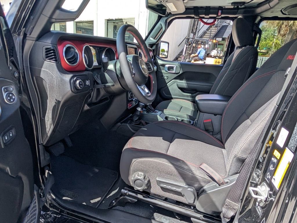 Certified 2023 Jeep Gladiator Rubicon w/ LED Lighting Group image 12