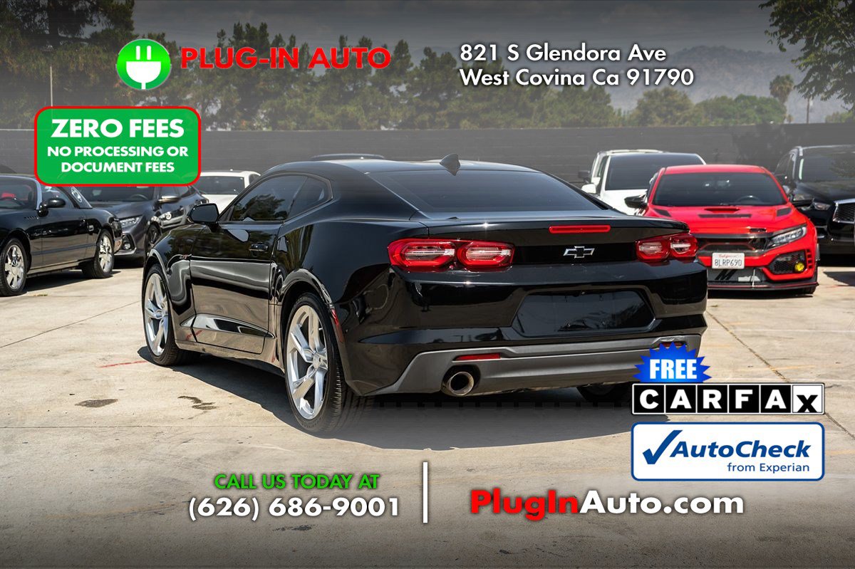 Used 2021 Chevrolet Camaro LT RWD image 2
