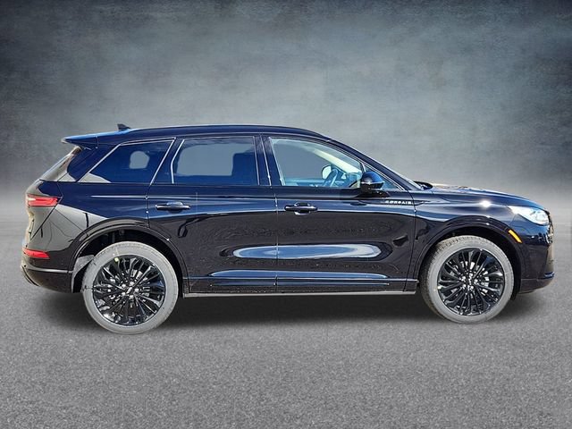 New 2025 Lincoln Corsair Reserve w/ Equipment Group 202A AWD/4WD image 2