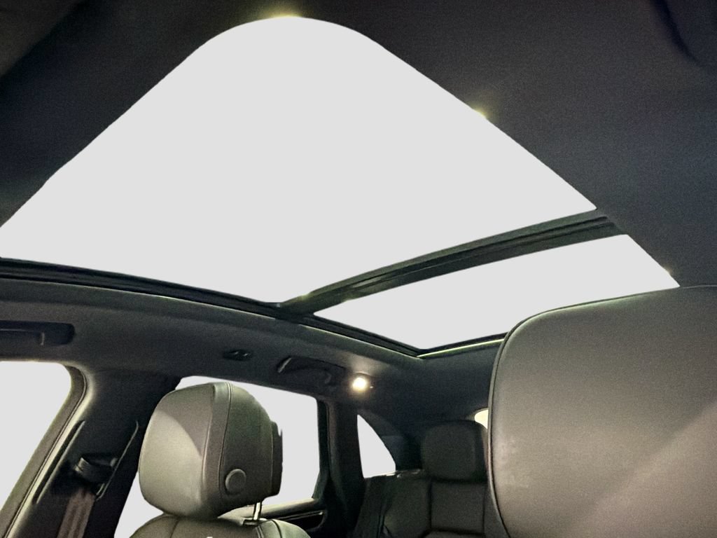 Certified 2022 Porsche Macan S AWD/4WD image 23