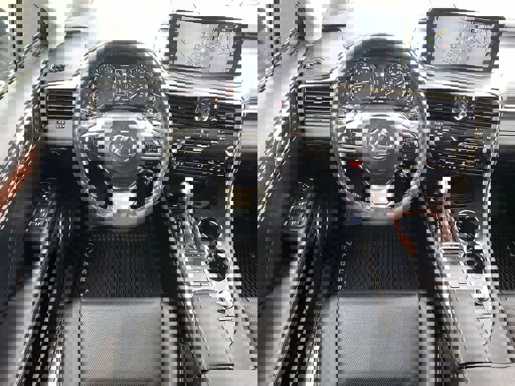 Used 2022 Lexus RX 350 AWD w/ Premium Package image 21