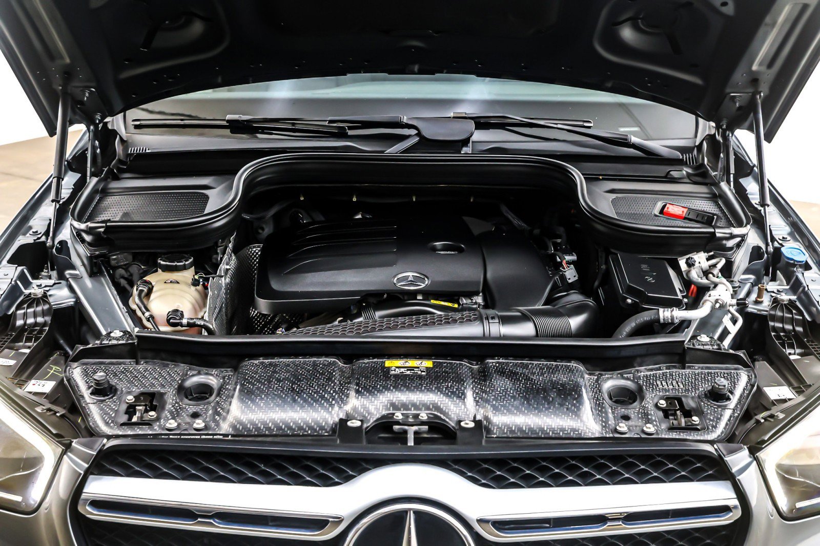 Used 2020 Mercedes-Benz GLE 350 4MATIC image 11