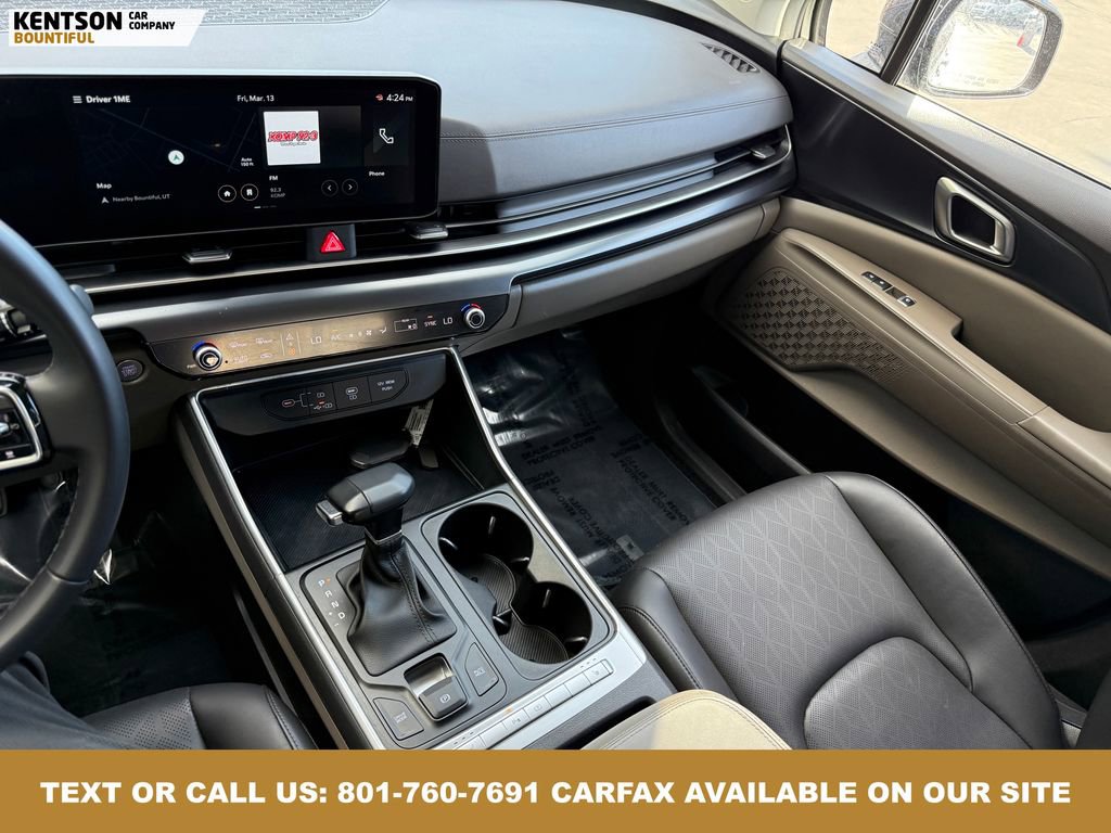 Used 2025 Kia Carnival image 22
