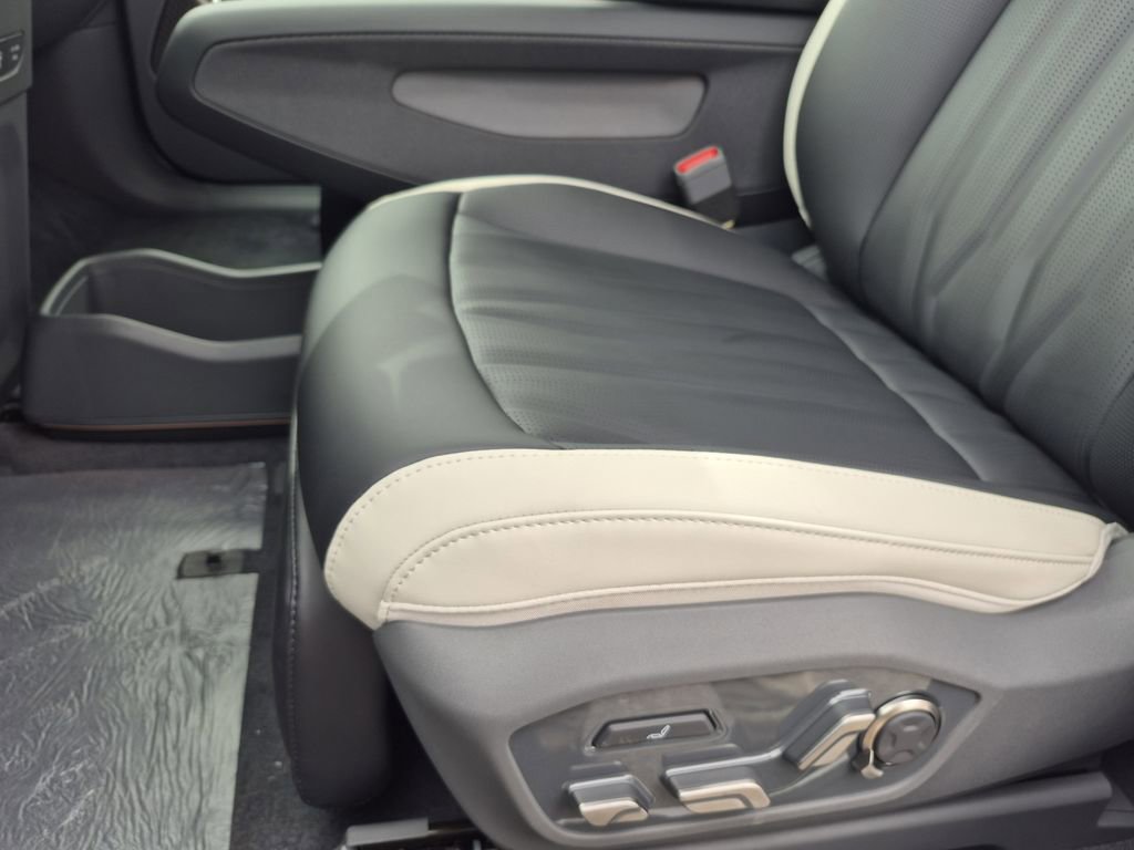 New 2026 Kia EV9 GT-Line image 12