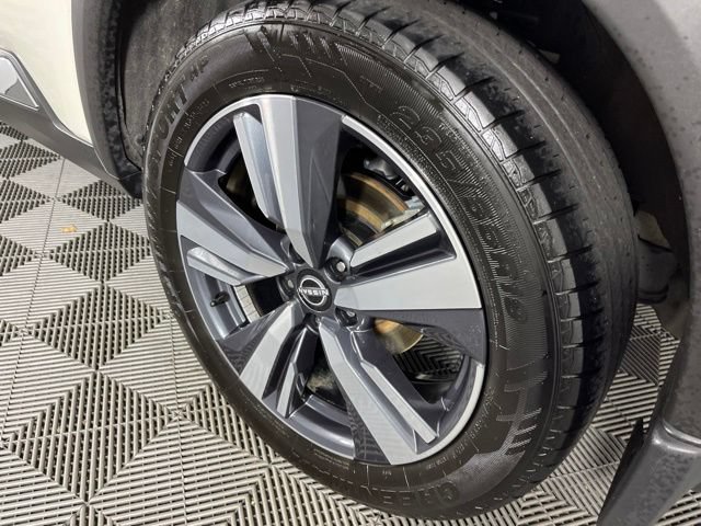 Used 2023 Nissan Rogue SL w/ SL Premium Package FWD image 15