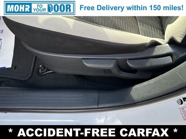 Used 2021 Nissan Versa SV image 14