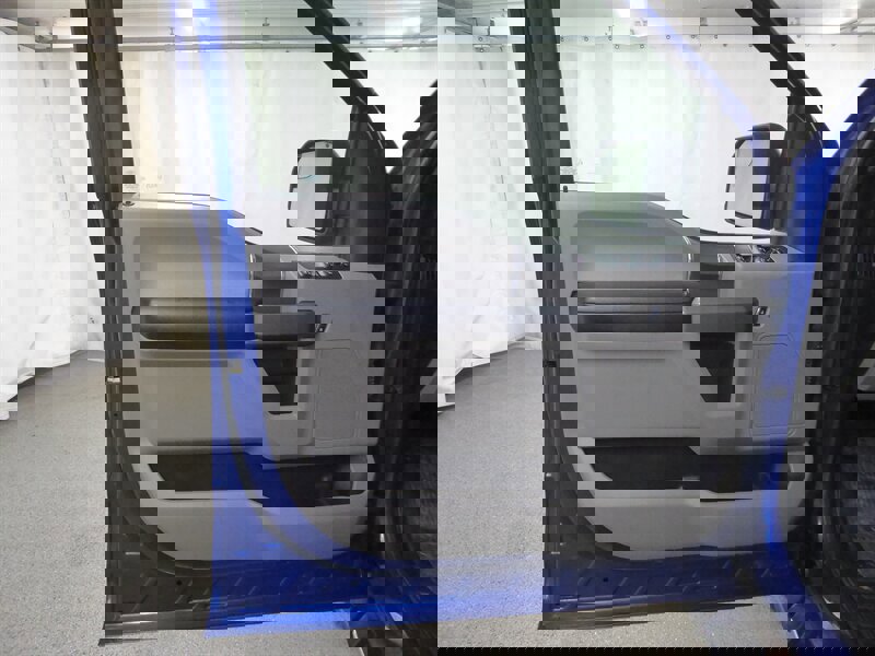 Used 2017 Ford F150 XLT w/ Equipment Group 302A Luxury image 20