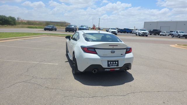 Used 2025 Toyota GR86 Premium RWD image 8