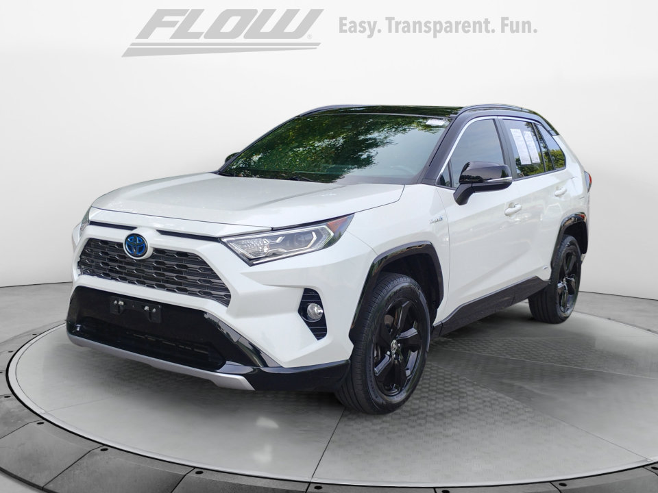 Used 2020 Toyota RAV4 XSE w/ XSE Grade Weather Package AWD/4WD image 4