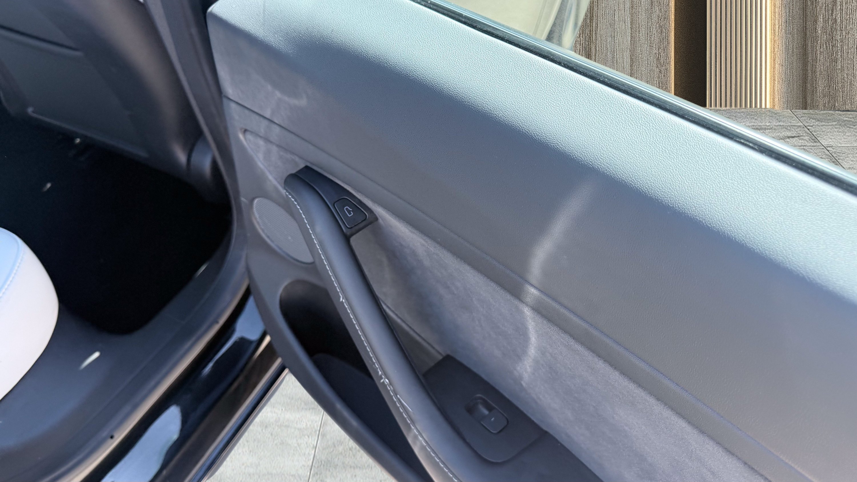 Used 2023 Tesla Model 3 Standard Range RWD image 30