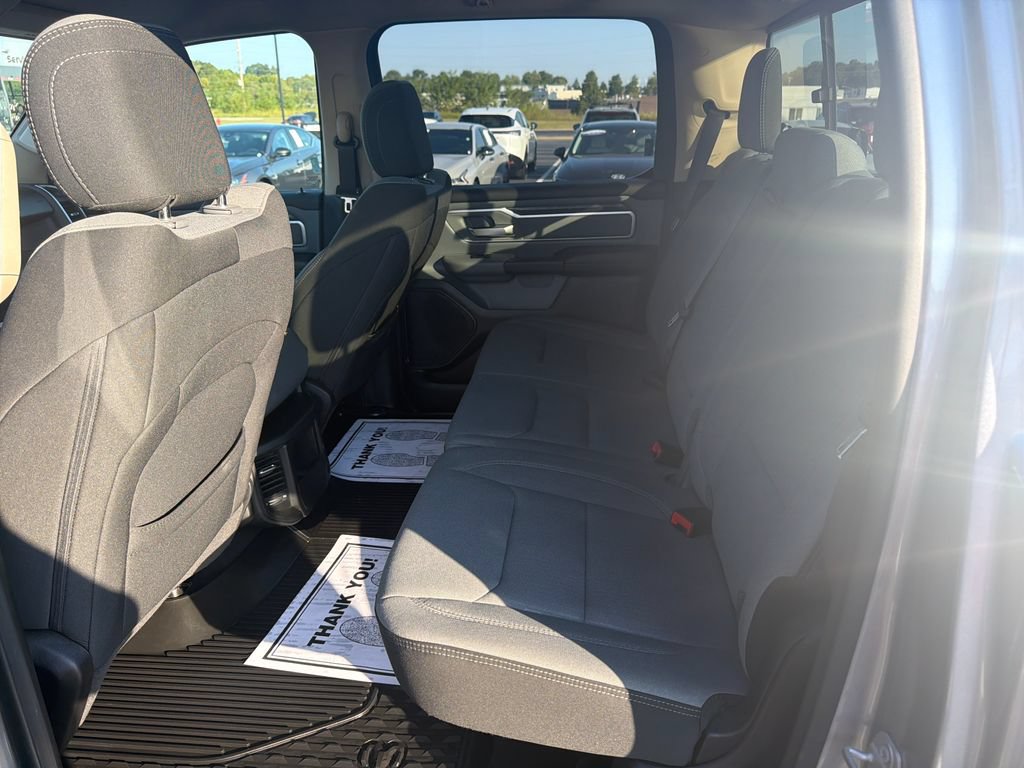 Used 2020 RAM 1500 Big Horn AWD/4WD image 12