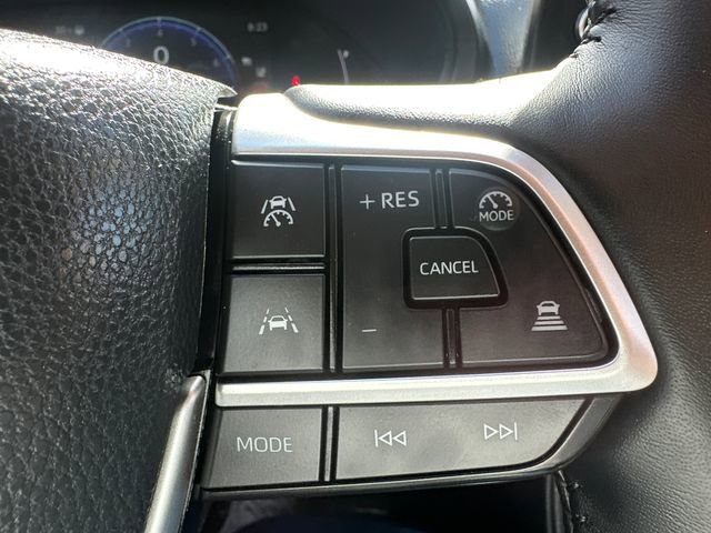 Used 2025 Toyota Grand Highlander AWD image 31