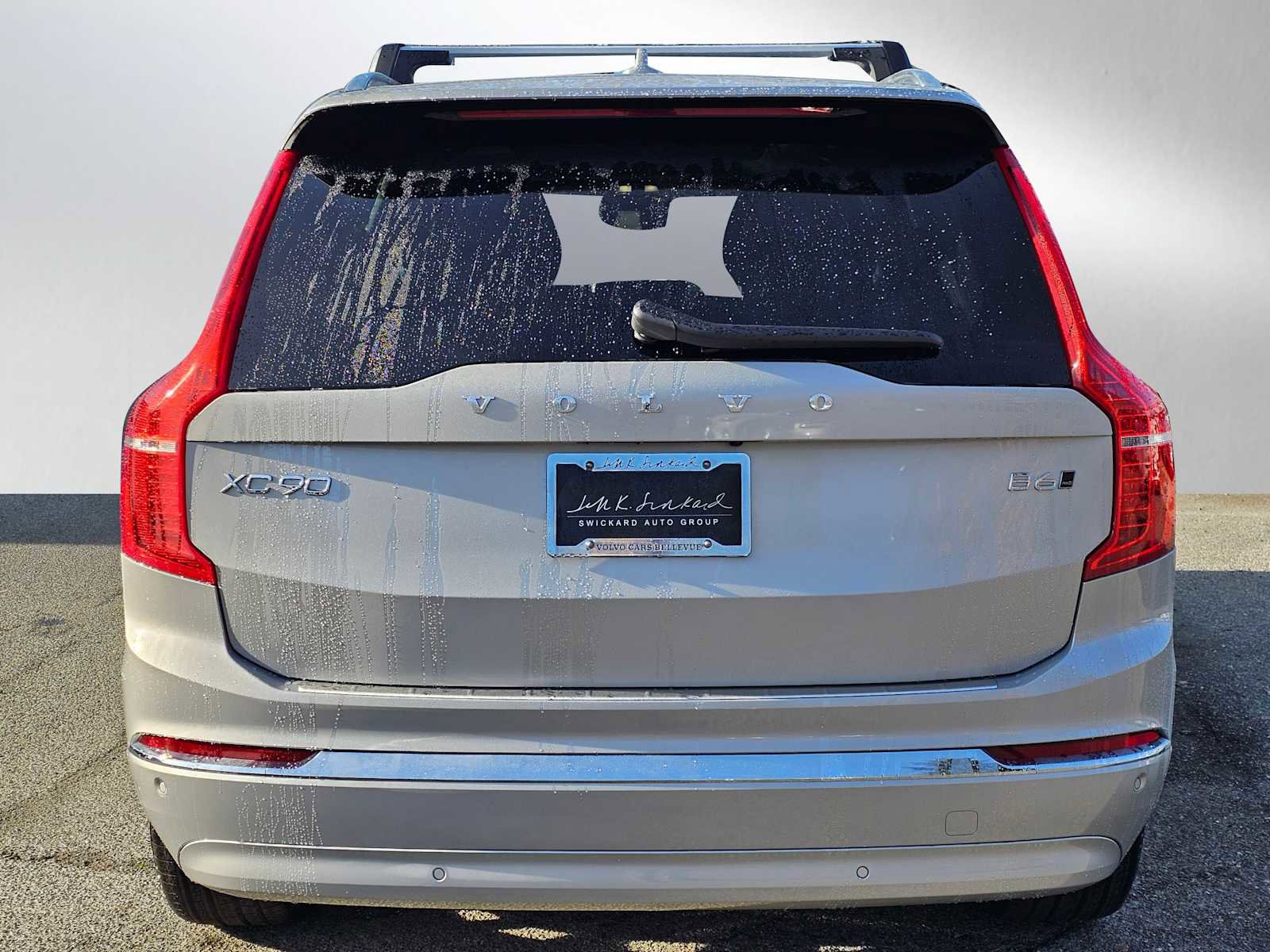 Used 2025 Volvo XC90 B6 Core w/ Protection Package Premier image 12