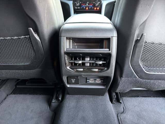 Used 2024 Jeep Grand Cherokee Altitude AWD/4WD image 21