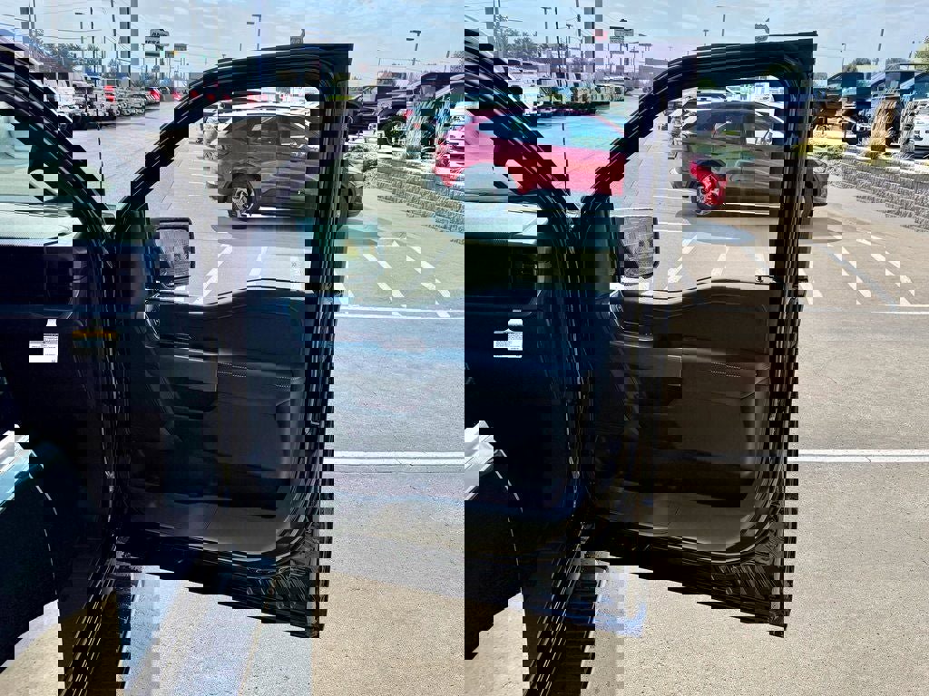 New 2025 Ford F150 XLT w/ Equipment Group 302A MID image 18