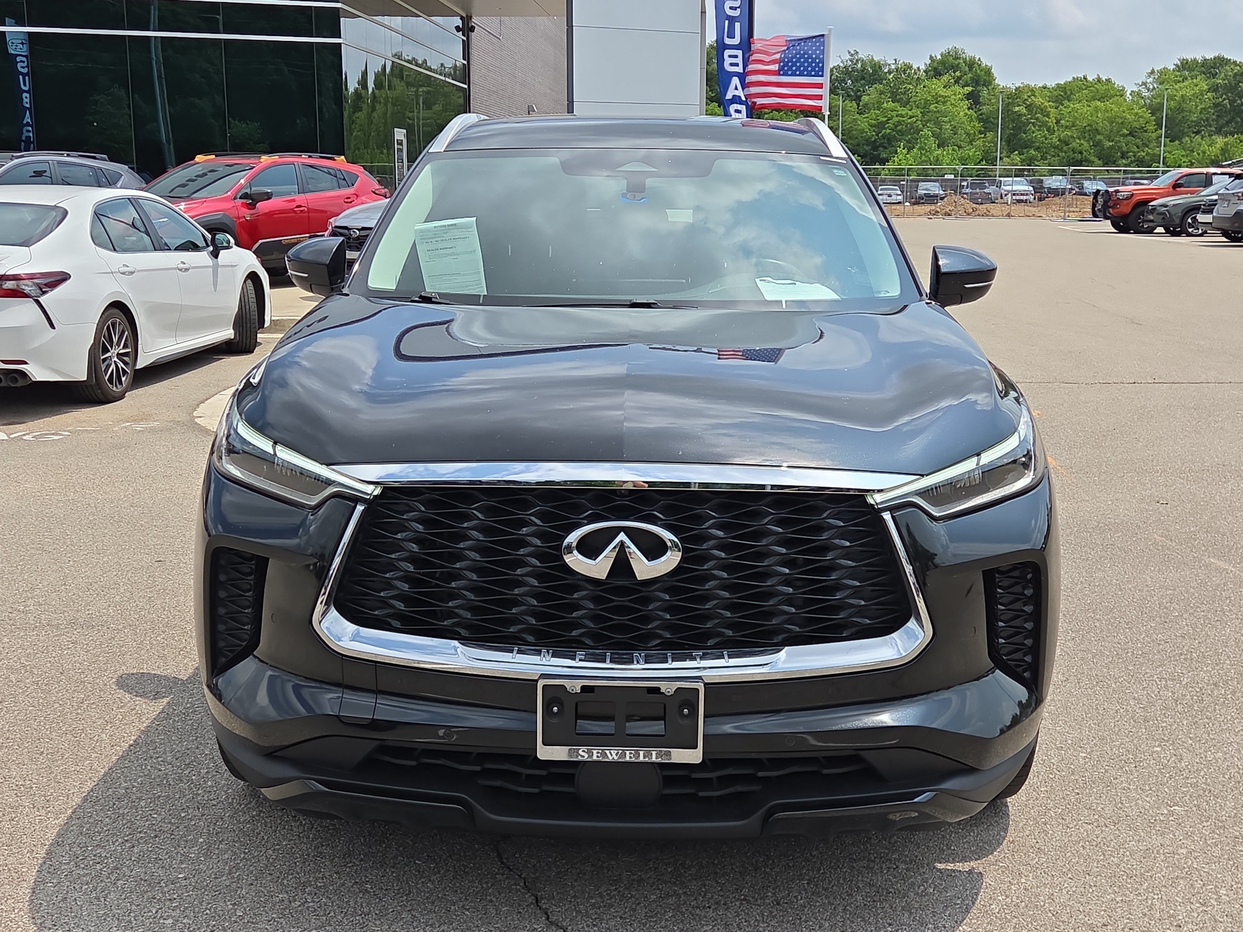 Used 2023 INFINITI QX60 Luxe w/ Cargo Package AWD/4WD image 8