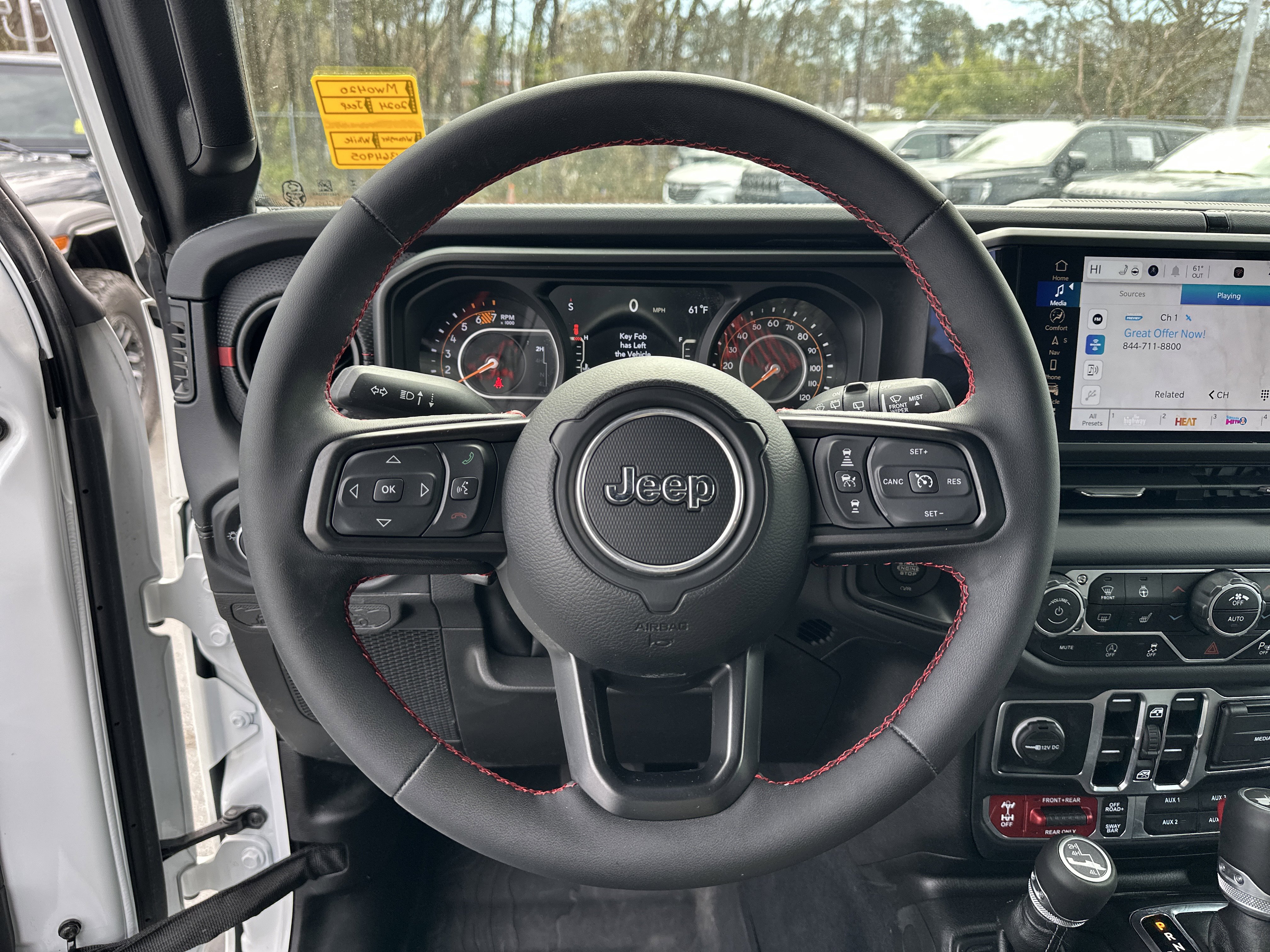 Used 2024 Jeep Wrangler Unlimited Rubicon w/ Technology Group image 27