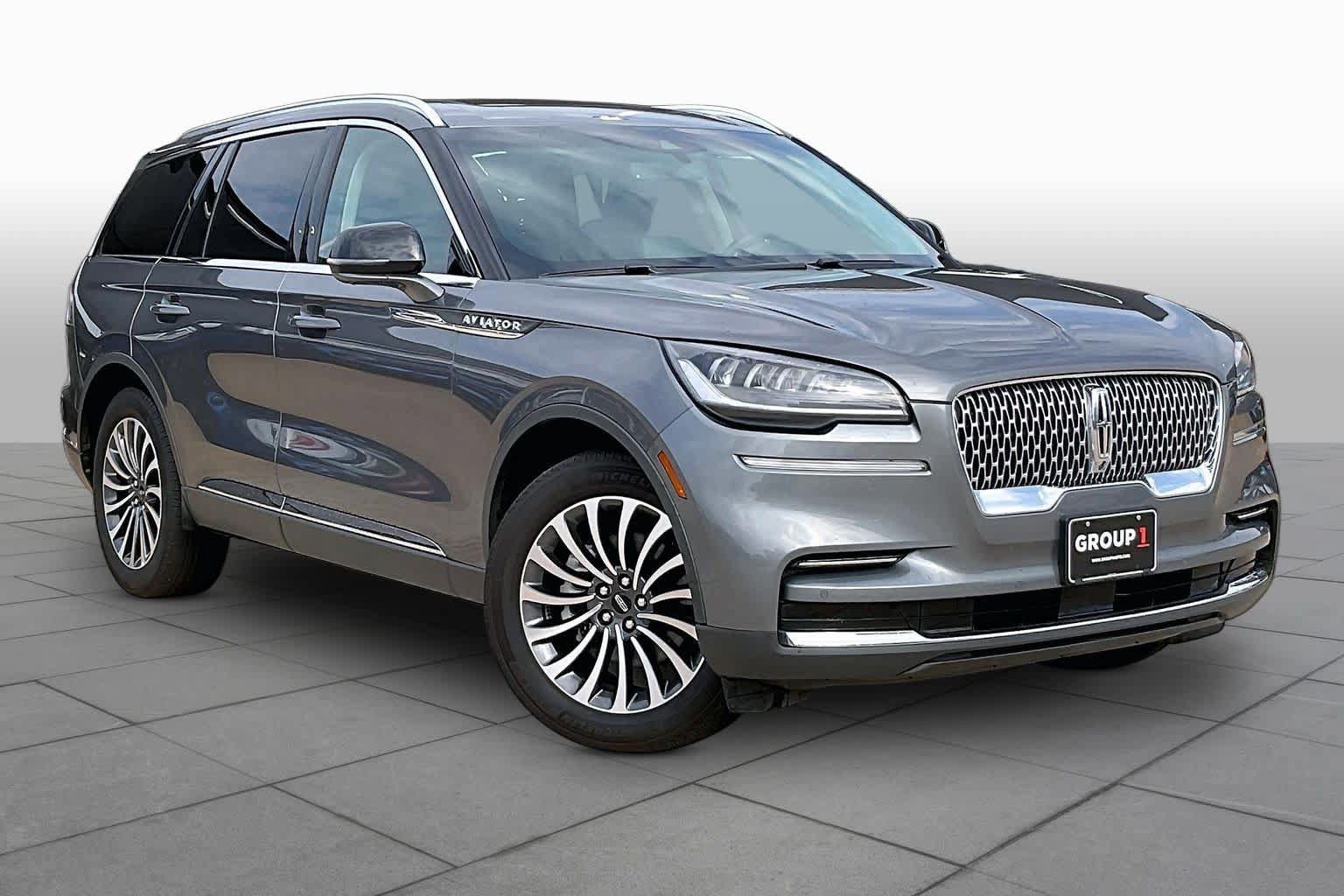 Used 2024 Lincoln Aviator Reserve AWD/4WD image 7