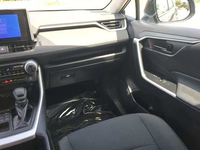 Certified 2024 Toyota RAV4 LE AWD/4WD image 17