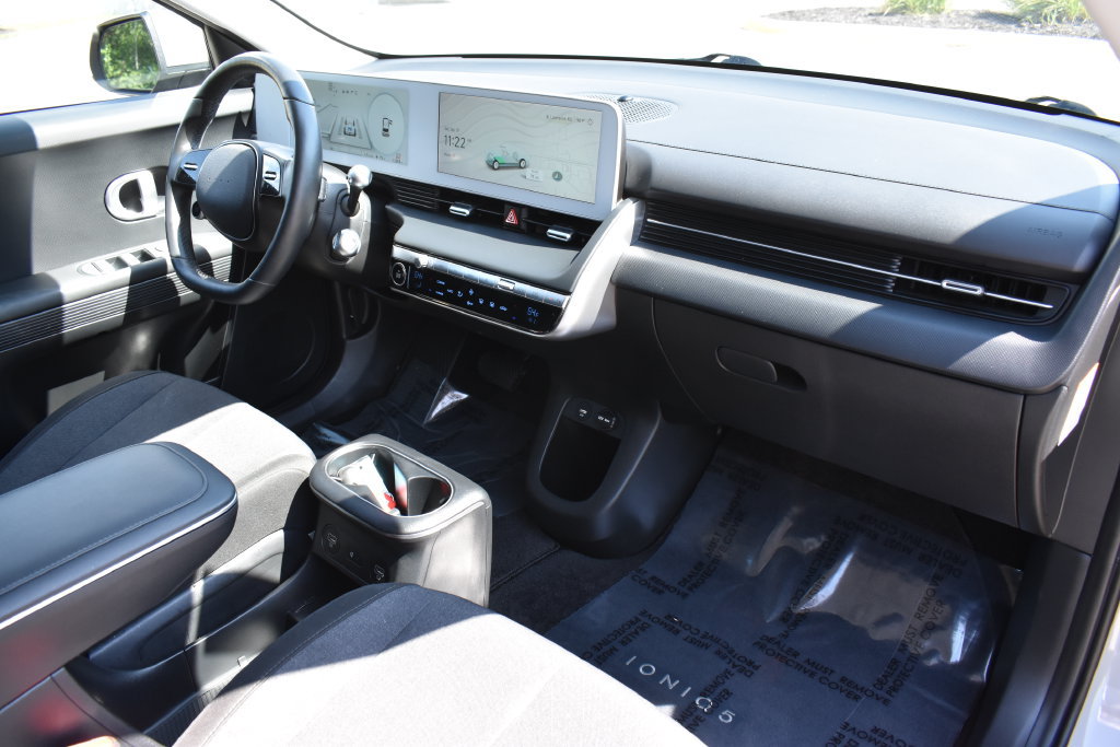Used 2024 Hyundai Ioniq 5 SEL AWD/4WD image 11