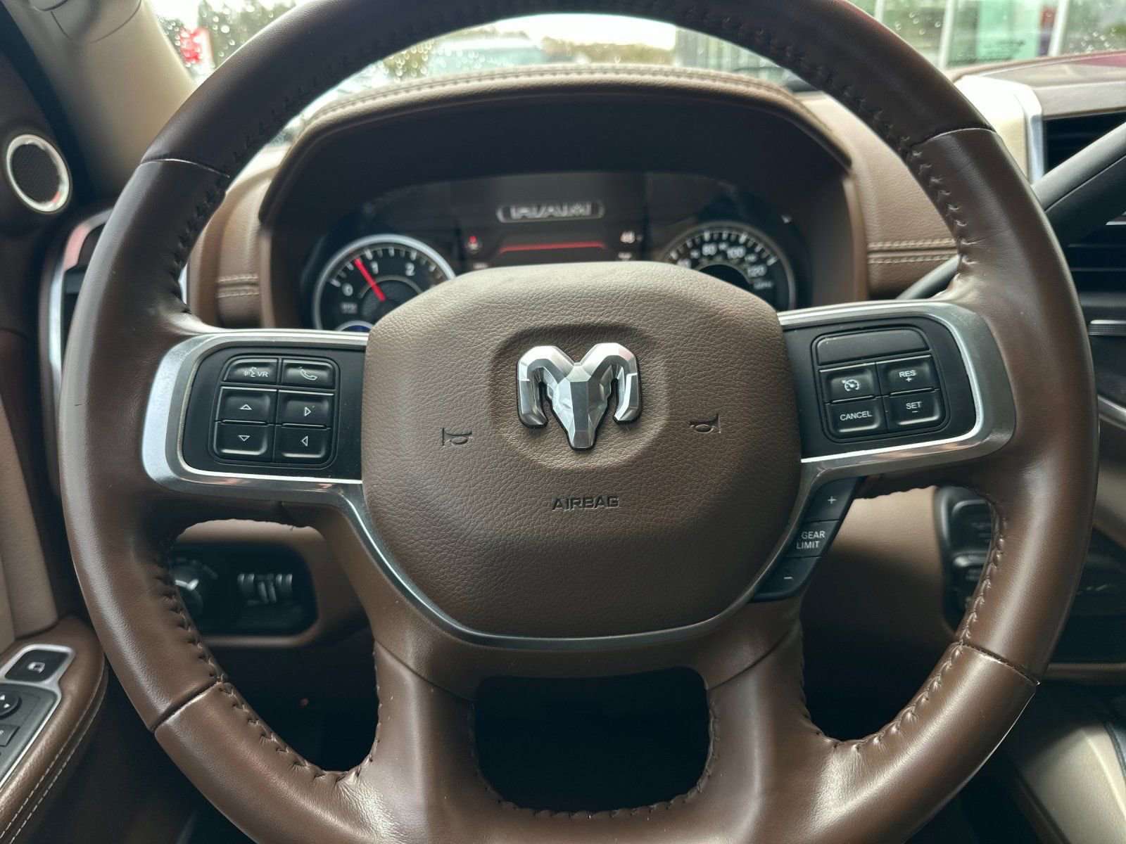 Used 2022 RAM 3500 Laramie image 21